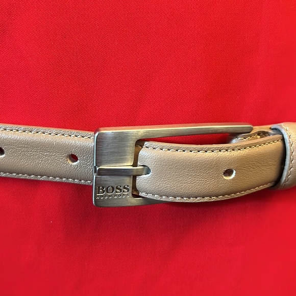 Hugo Boss Belt - Picture 2 of 4